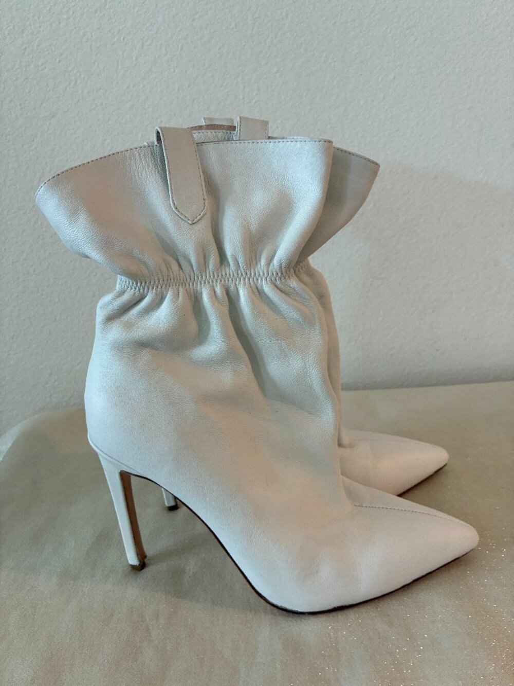 RAYE Birch White Leather Heel Ankle bootie women-size 9